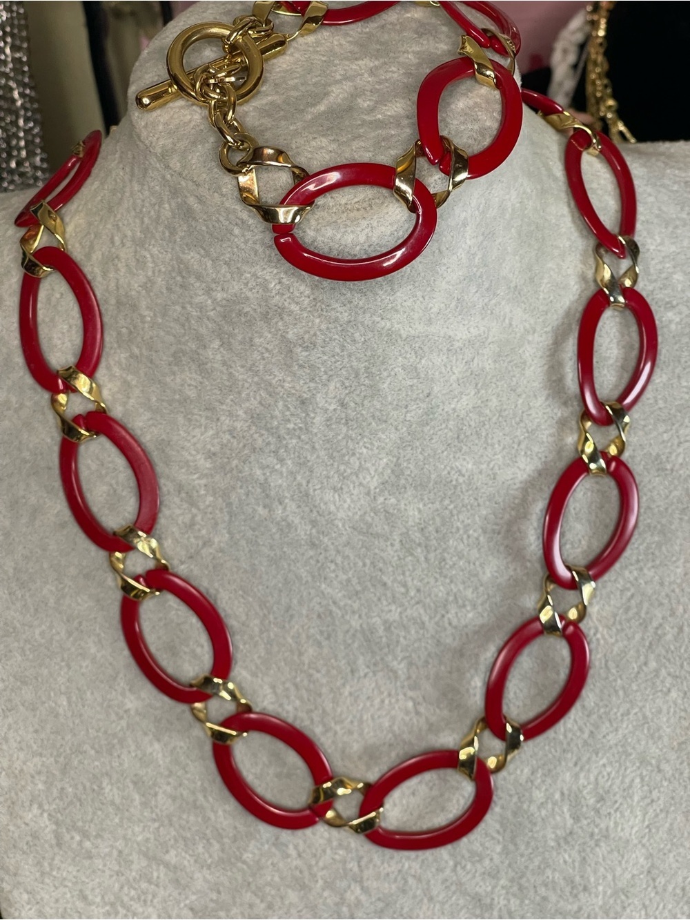 Vintage Monet necklace and bracelet set